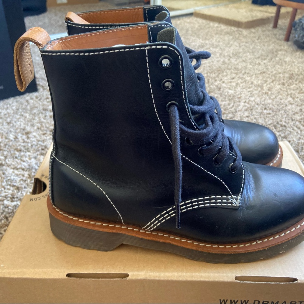 Dr. Martens James Boot